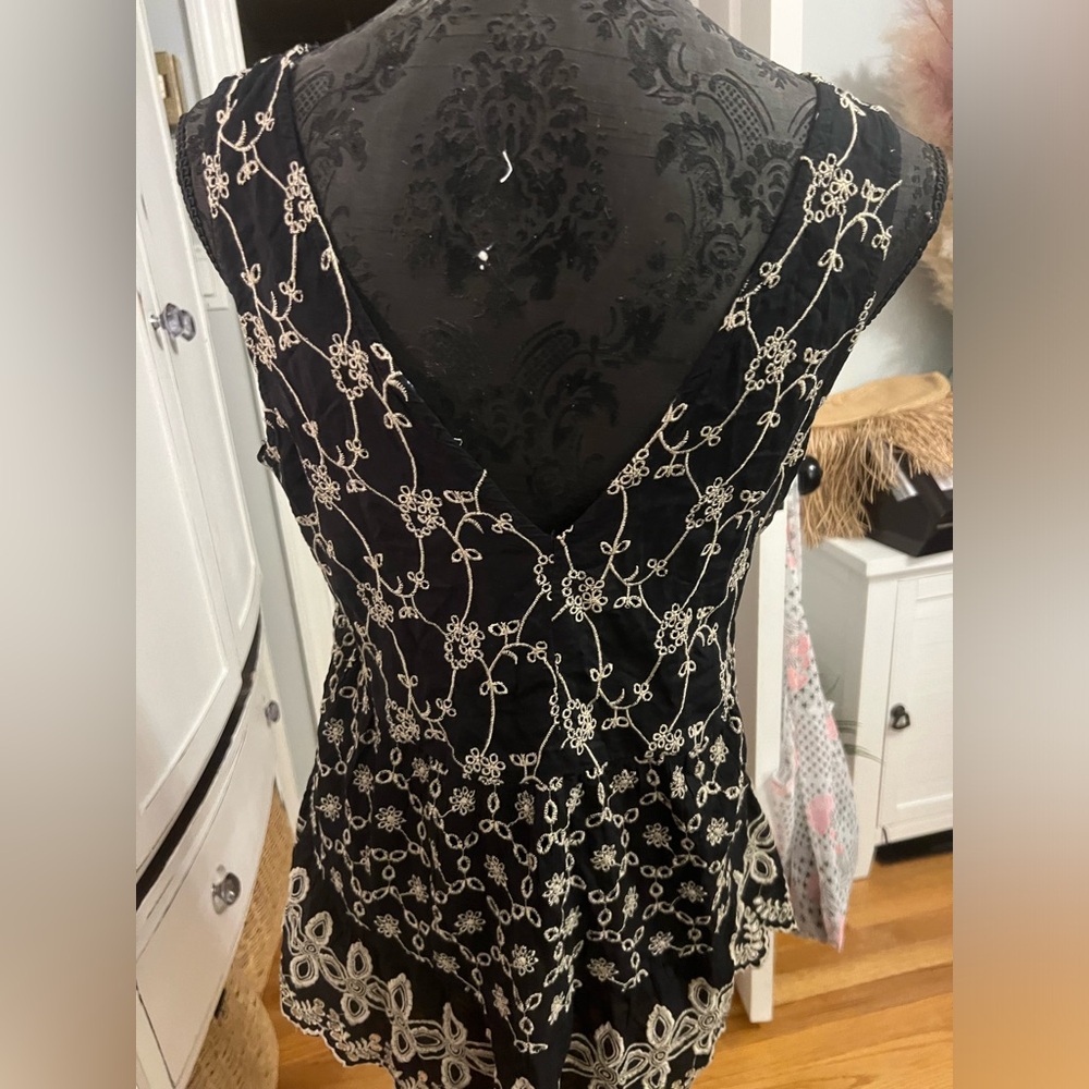 American Eagle top
